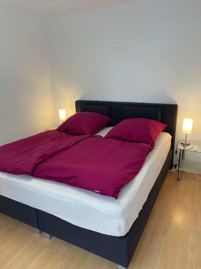 Zimmer Im Herzen Von Durlach Karlsruhe Exterior foto