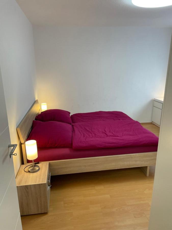 Zimmer Im Herzen Von Durlach Karlsruhe Exterior foto
